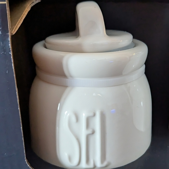 NEW FRAICHE Salt and Pepper Jars - Picture 6 of 7